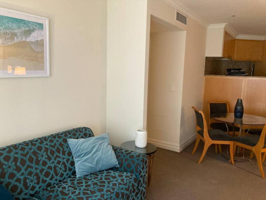 Cbd Comfort Bon02314 Apartment Sydney